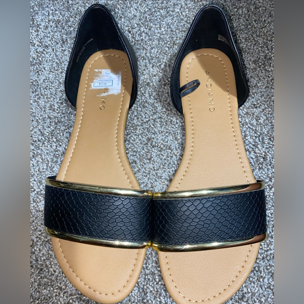 Andiamo flat sandals Size 9 1/2 Women’s